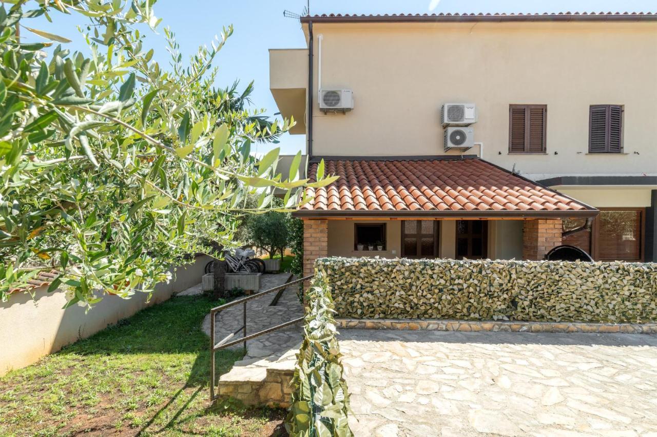 Apartments Nono Poreč Eksteriør bilde